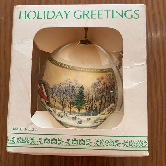 Vtg Holiday Greetings “Early Winter” white satin Christmas tree ornament - Picture 2 of 4